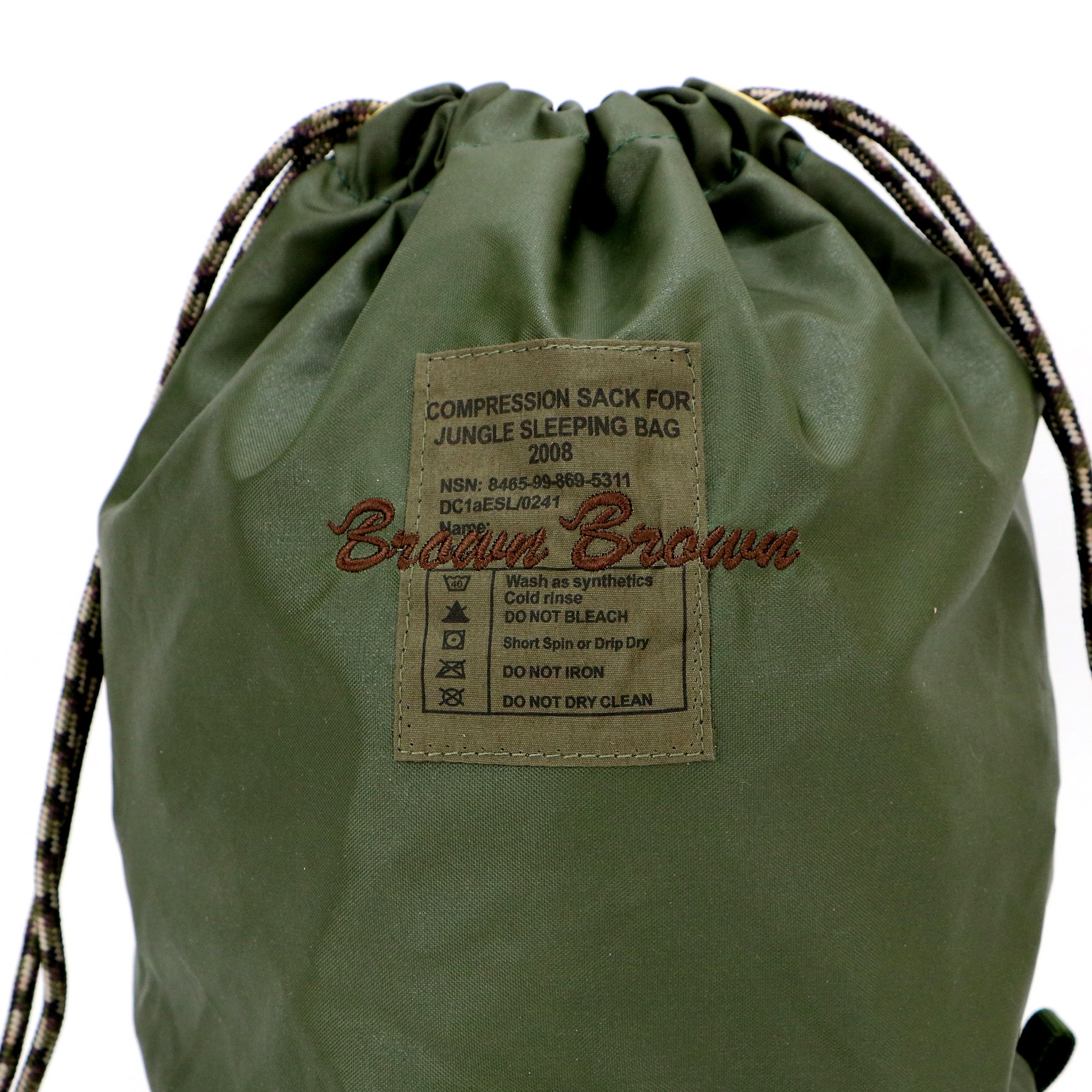 Brown Brown イギリス軍　リメイク　巾着バック Brown Brown イギリス軍 リメイク 巾着バック